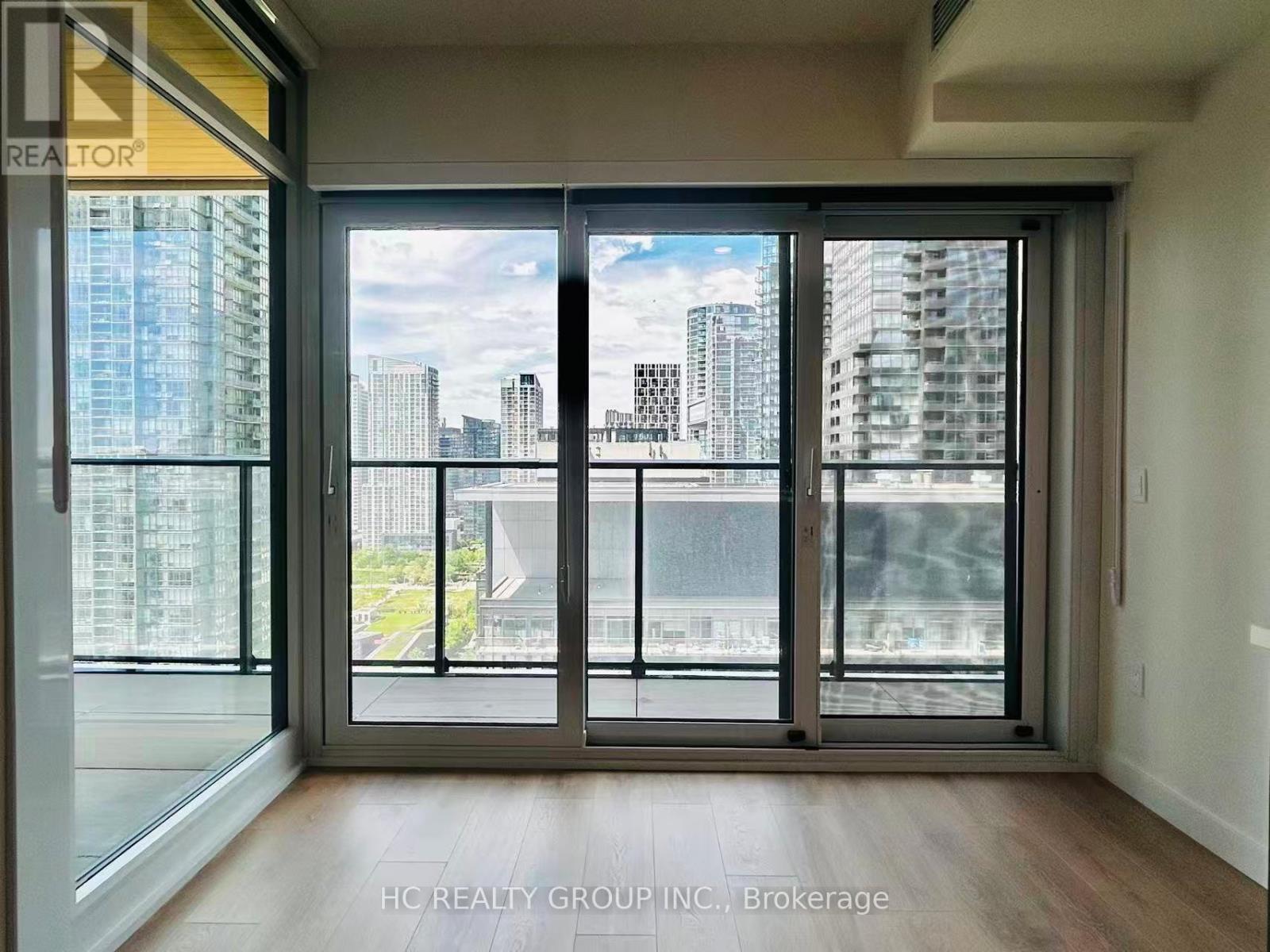2212 - 3 Concord Cityplace Way, Toronto, Ontario  M5V 0X4 - Photo 12 - C13231928