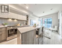 833 - 31 TIPPETT ROAD, Toronto, Ontario