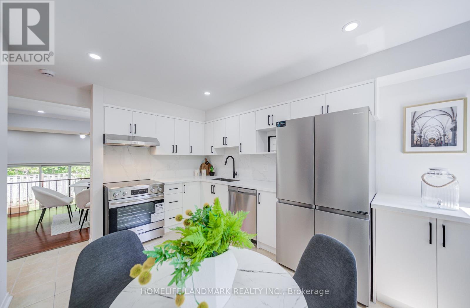 14 Low Meadoway, Toronto, Ontario  M2H 2V7 - Photo 21 - C13231958