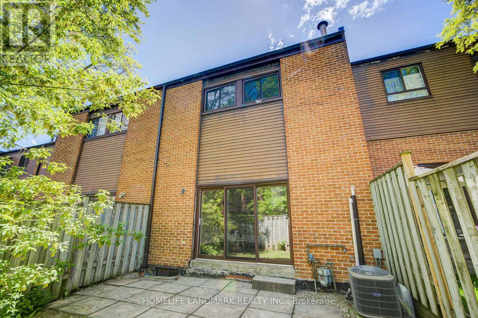 14 Low Meadoway, Toronto, Ontario  M2H 2V7 - Photo 49 - C13231958