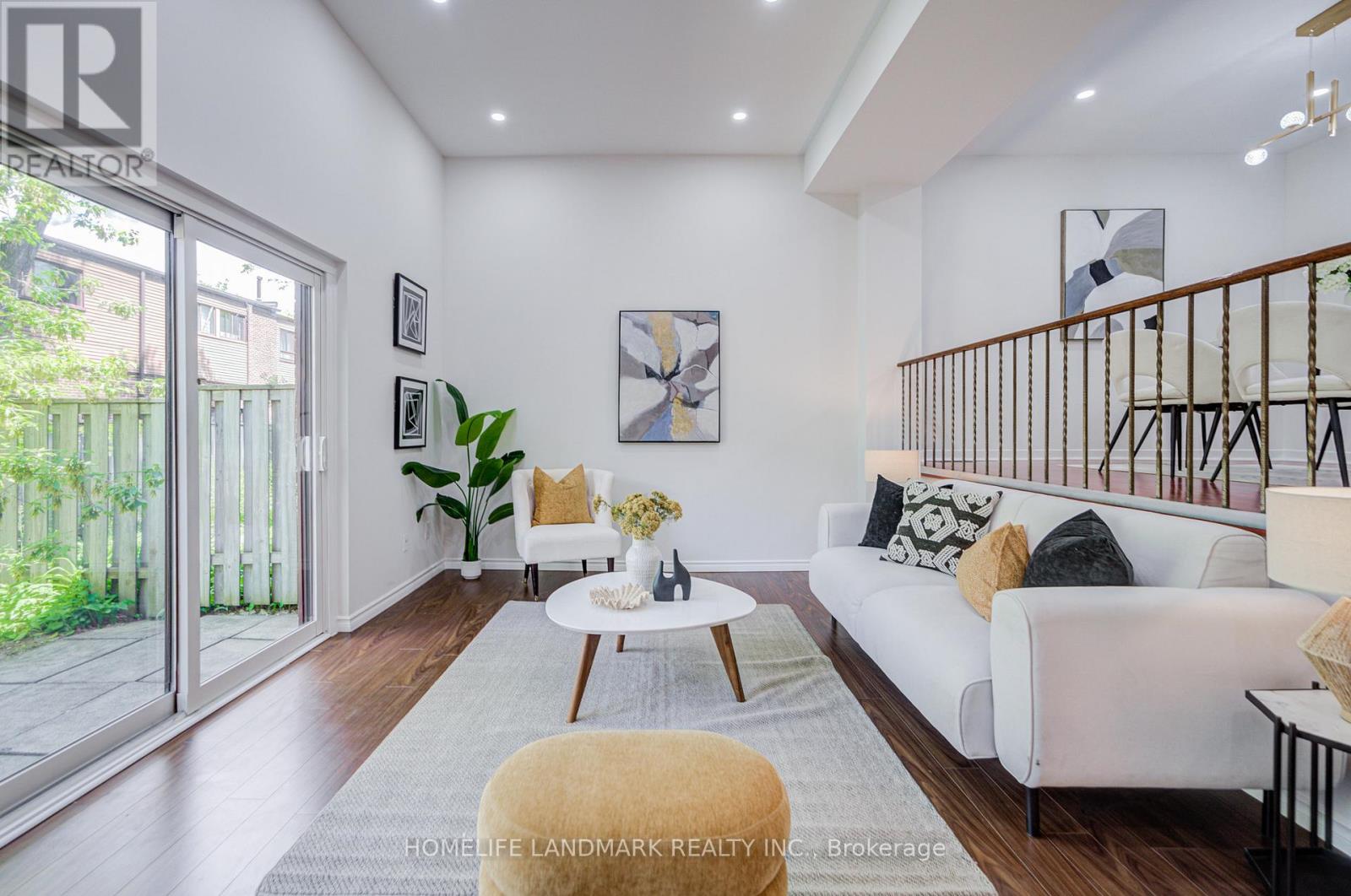 14 Low Meadoway, Toronto, Ontario  M2H 2V7 - Photo 5 - C13231958