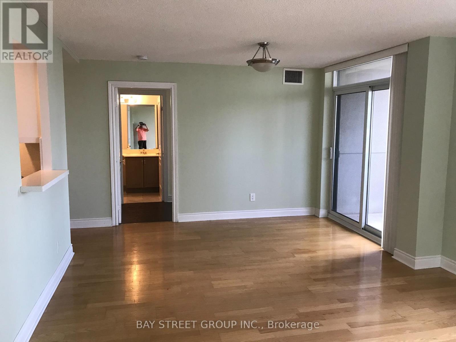 1811 - 5 Northtown Way, Toronto, Ontario  M2N 7A1 - Photo 6 - C13231968