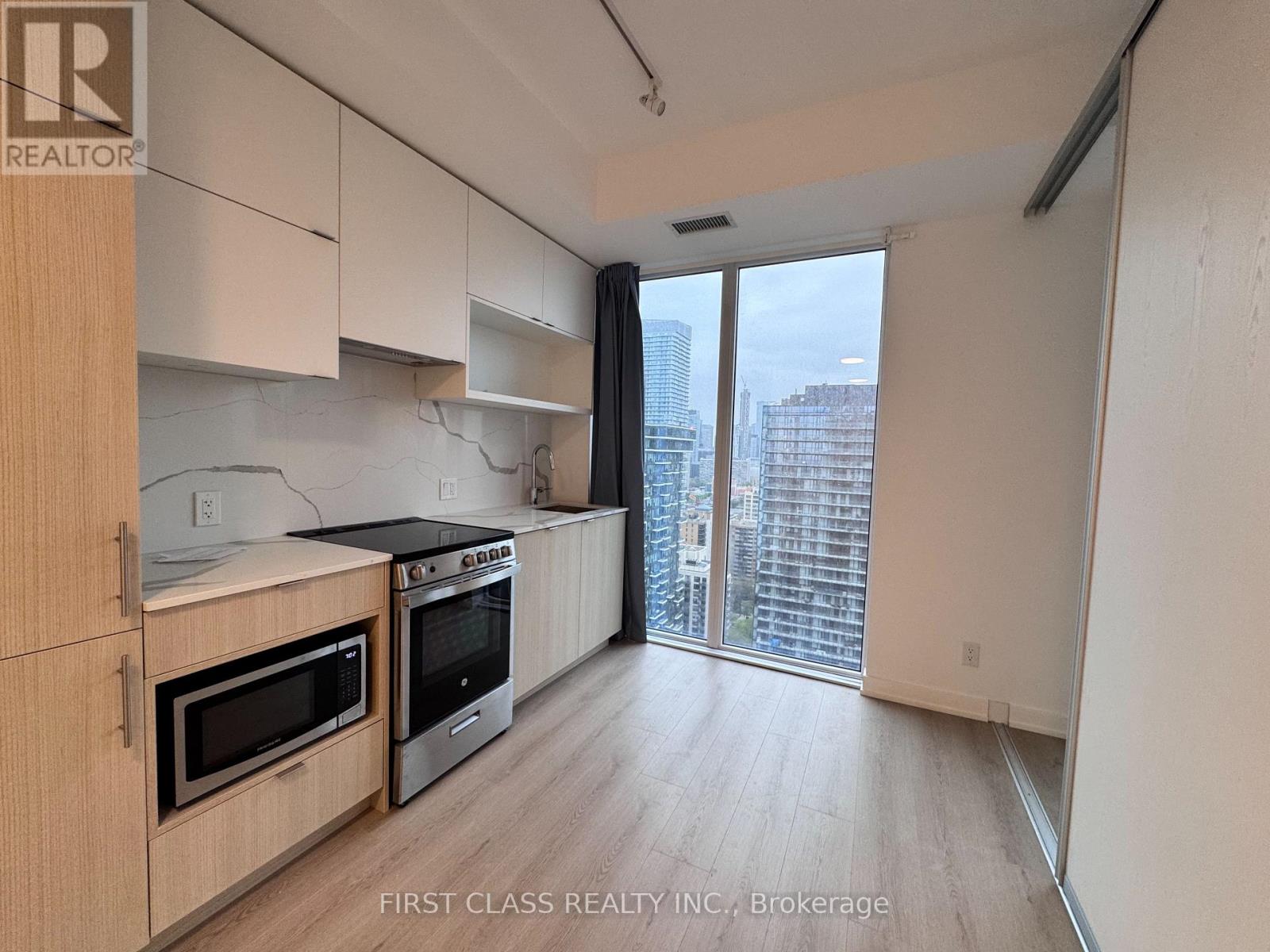 3502 - 100 Queen Street E, Toronto, Ontario  M5C 0B5 - Photo 5 - C13231972