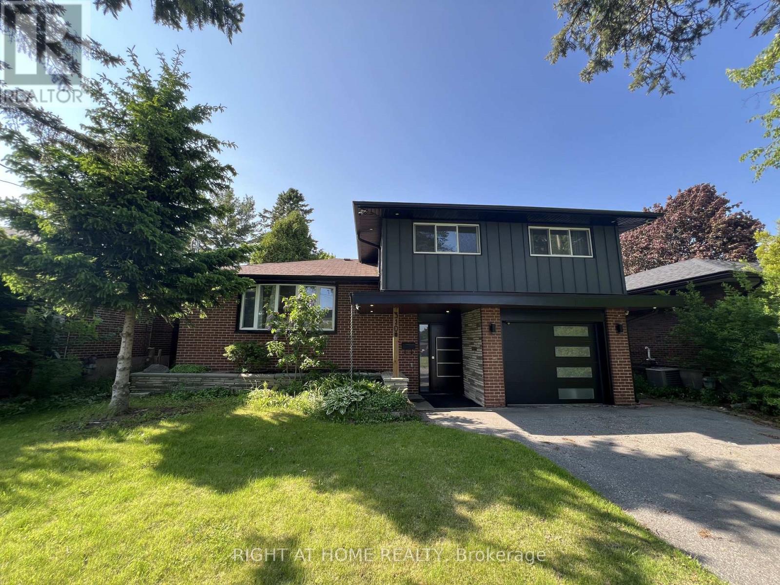 310 ADMIRAL ROAD, Oshawa, Ontario