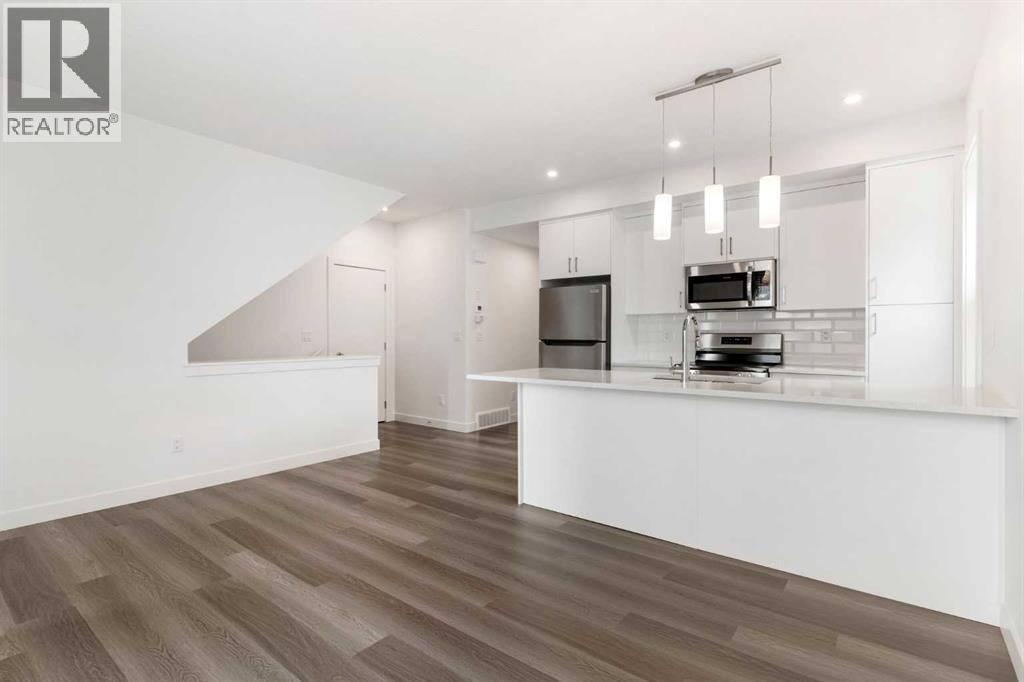 4, 2117 81 Street Sw, Calgary, Alberta  T3H 6H5 - Photo 5 - A2317028