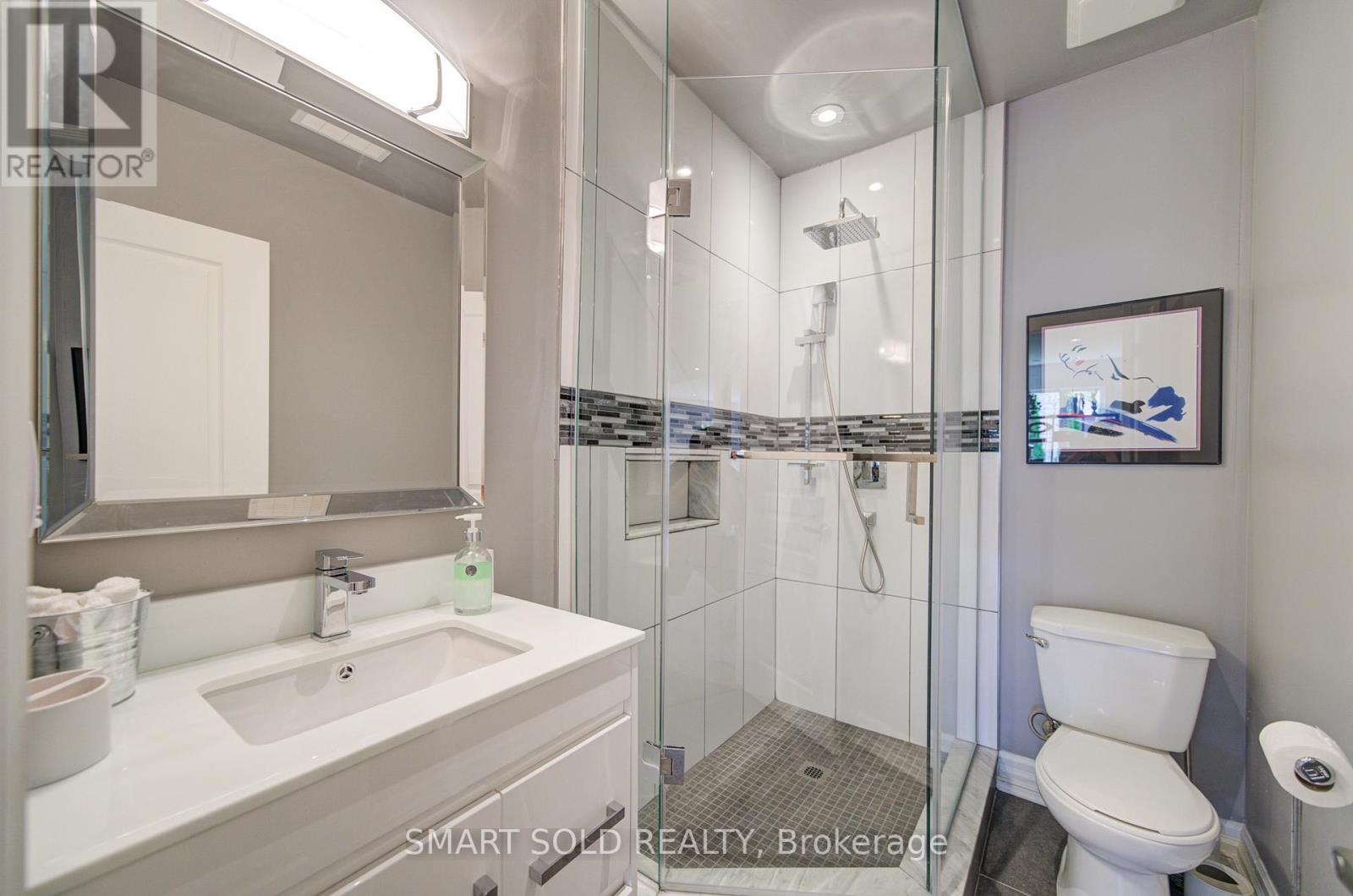 6 Sachet Drive, Richmond Hill, Ontario  L4E 4S1 - Photo 24 - N13231920