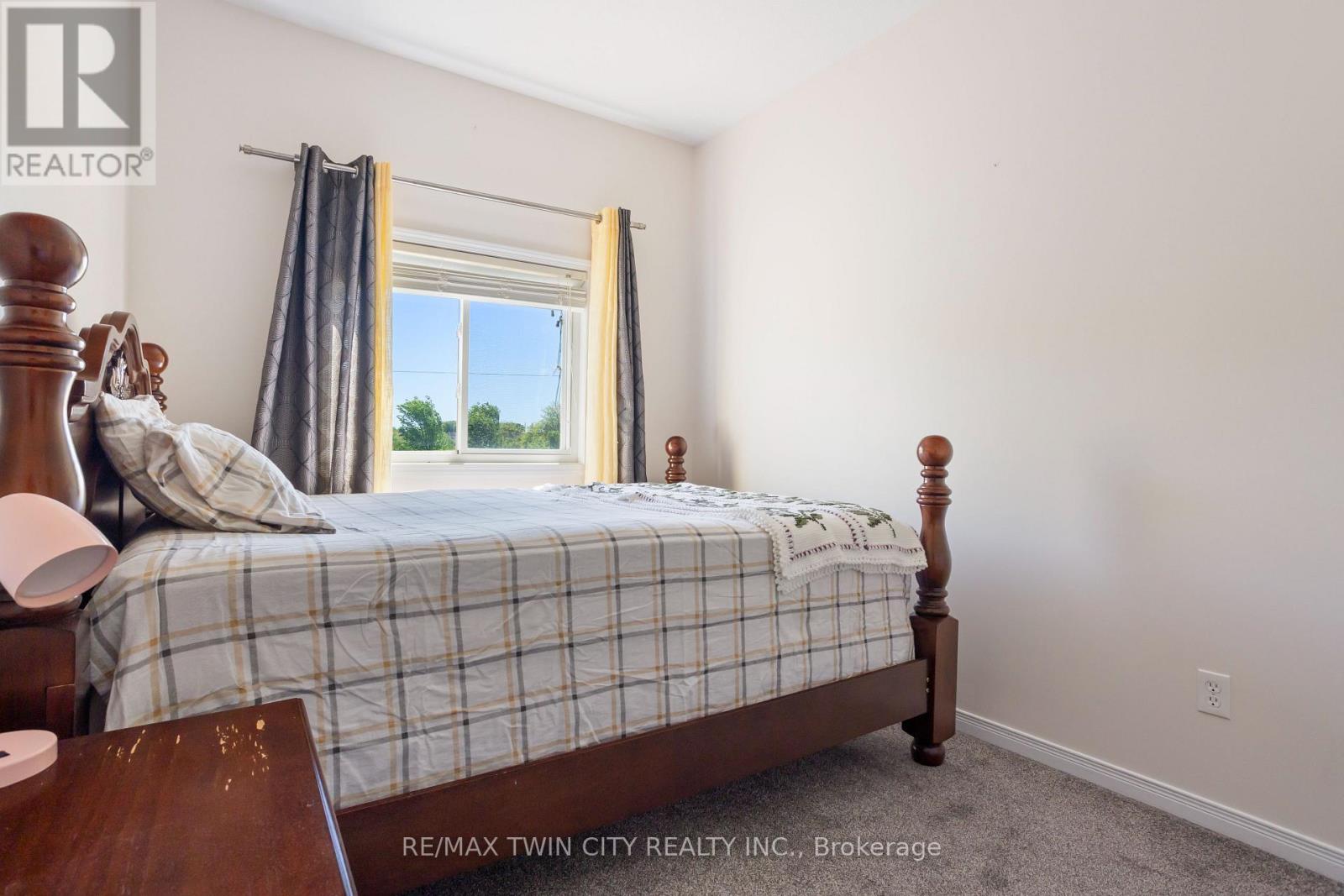 229 Parkvale Drive, Kitchener, Ontario  N2R 1Y8 - Photo 26 - X13231922