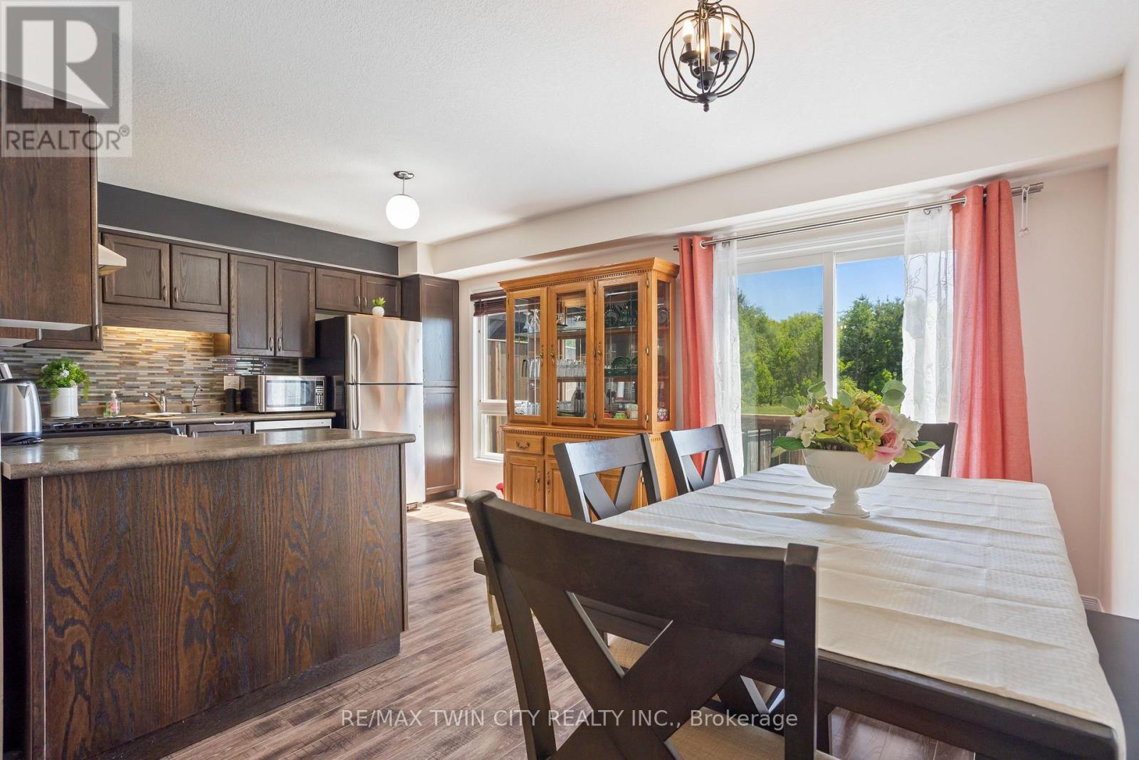 229 Parkvale Drive, Kitchener, Ontario  N2R 1Y8 - Photo 7 - X13231922