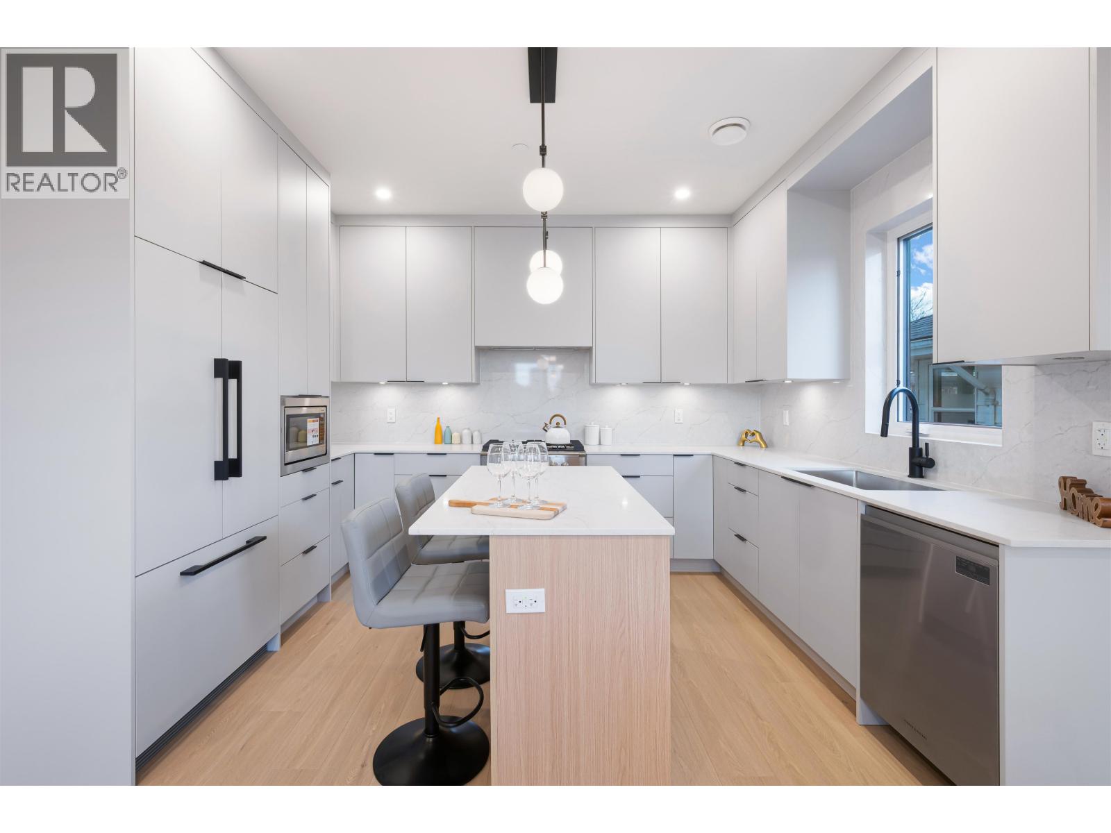 5 4855 Venables Street, Burnaby, British Columbia  V5C 3A9 - Photo 11 - R3131481