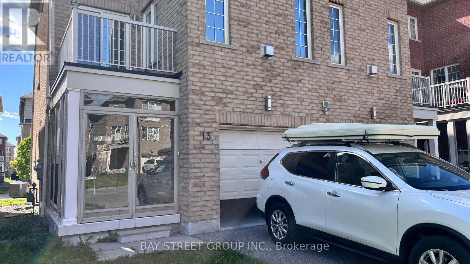13 Highbury Court, Markham, Ontario  L6B 1J7 - Photo 3 - N13232032