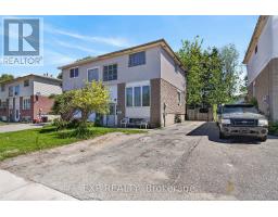 33 CARLTON ROAD, Barrie, Ontario