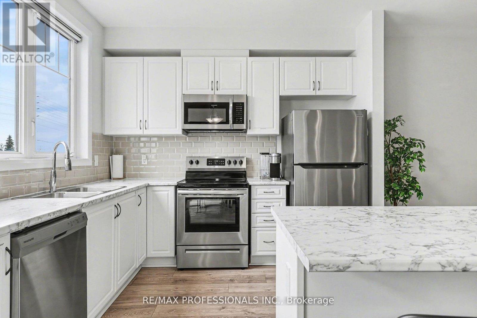 919 Lixnaw Court, Ottawa, Ontario  K2J 6Y3 - Photo 6 - X13232002