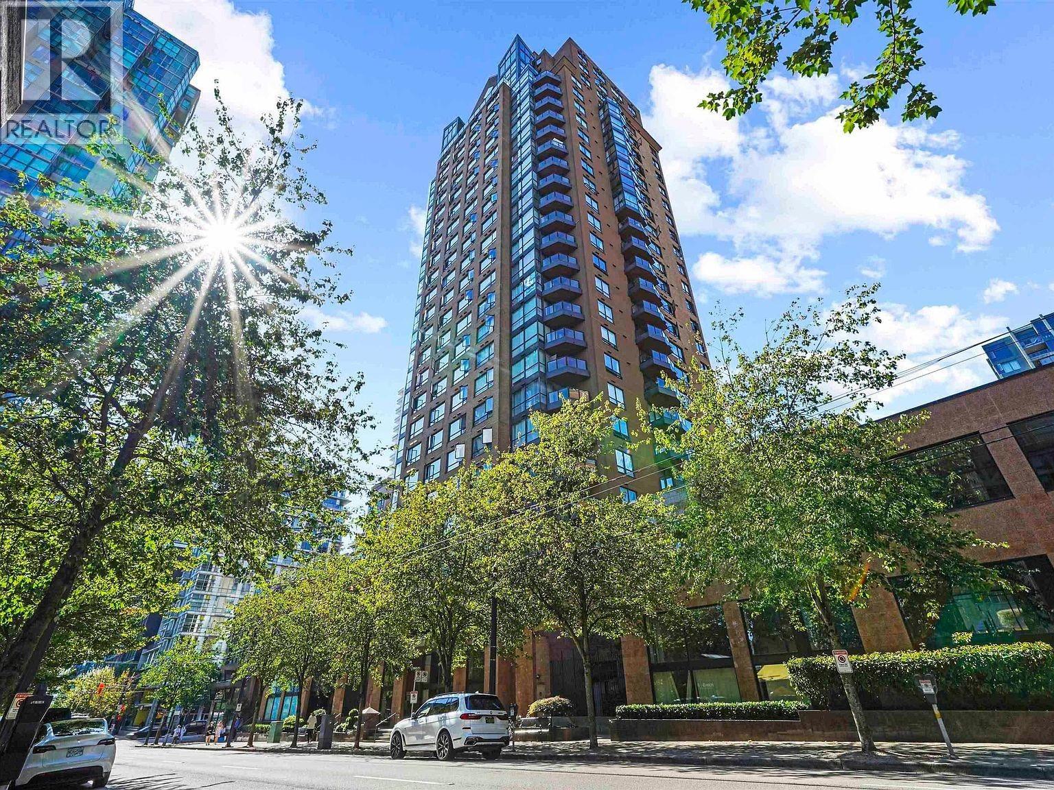 1802 1189 HOWE STREET, Vancouver, British Columbia
