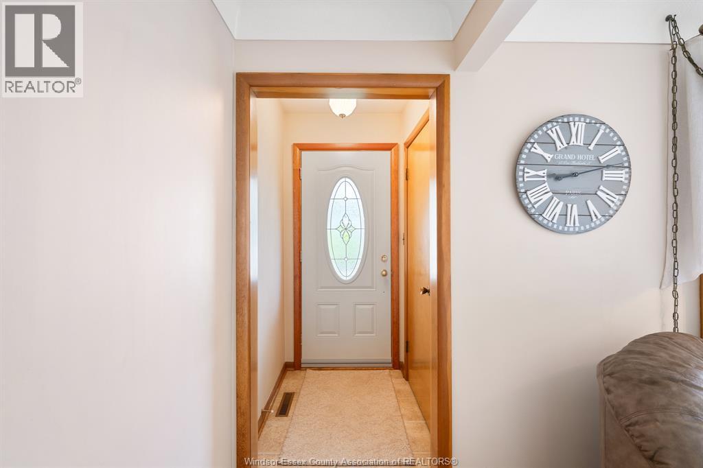 9 Audrey Street, Leamington, Ontario  N8H 2K7 - Photo 7 - 26008008