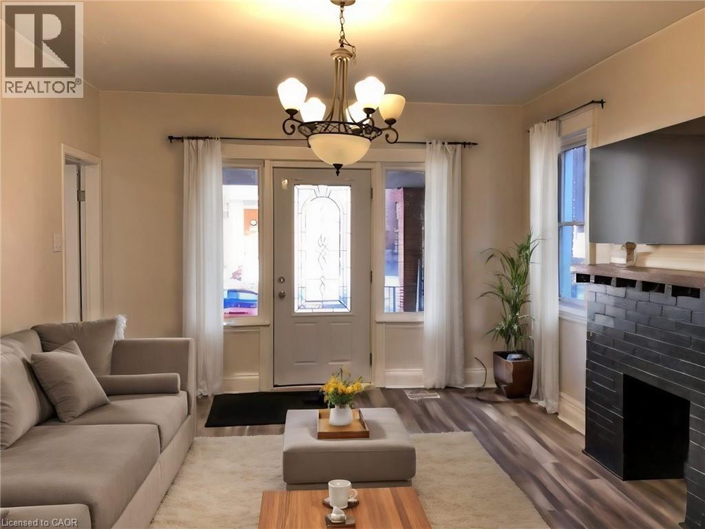 16 Eastbourne Avenue Unit# Main Fl, Hamilton, Ontario  L8M 2M7 - Photo 5 - 40835327