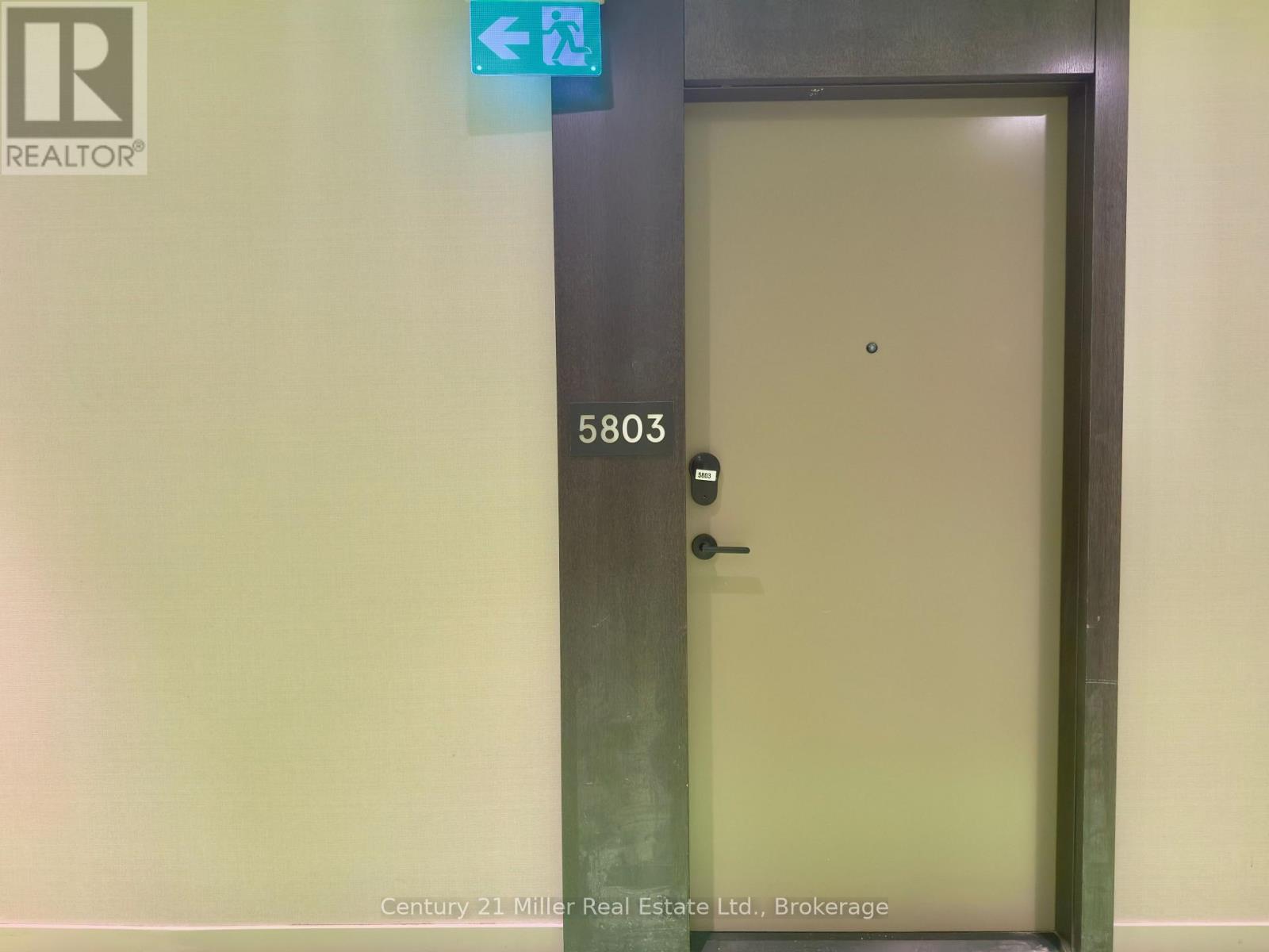 Unit - 5803 - 4015 The Exchange, Mississauga, Ontario  L5B 0N9 - Photo 4 - W13232064