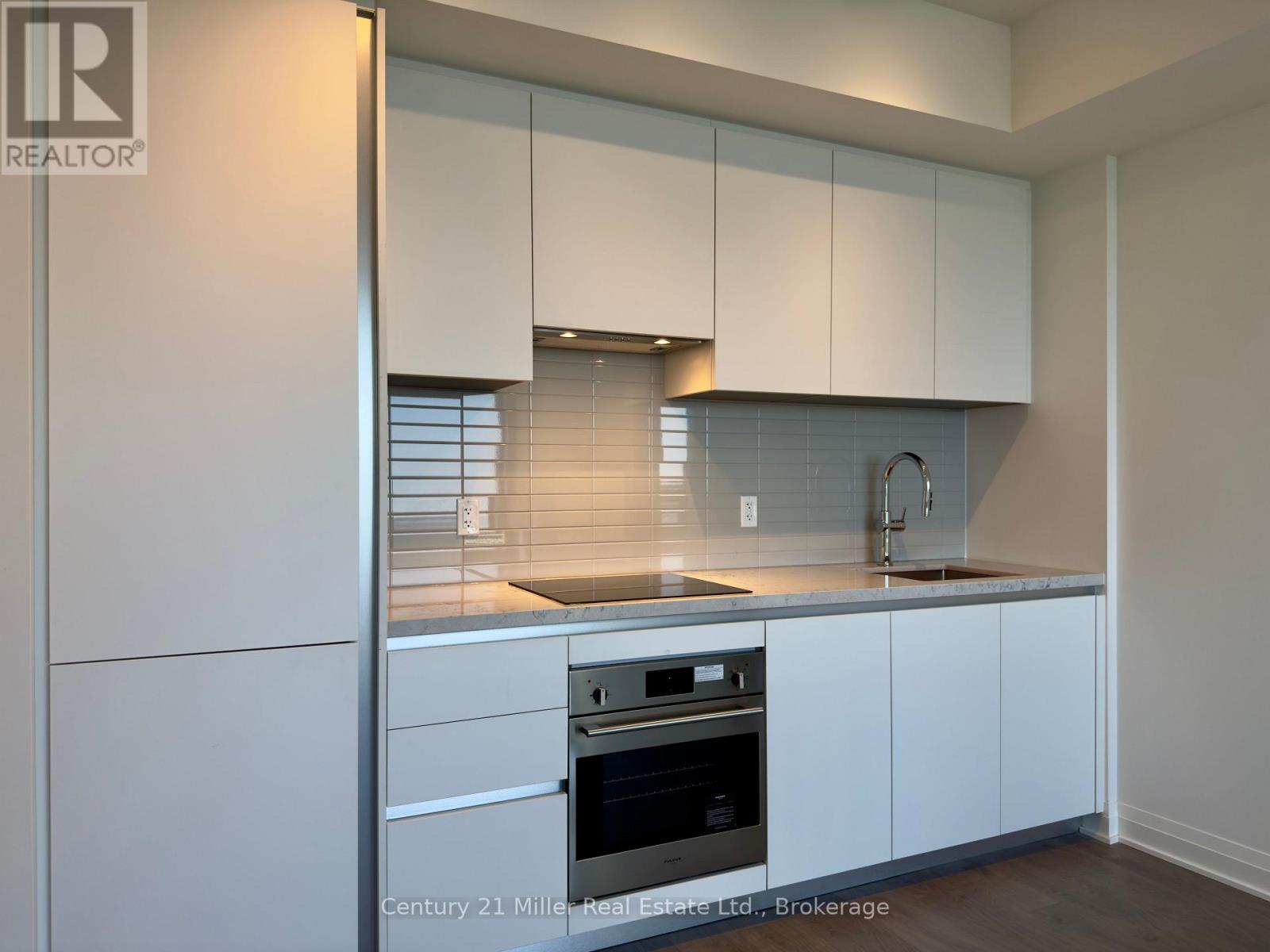 Unit - 5803 - 4015 The Exchange, Mississauga, Ontario  L5B 0N9 - Photo 5 - W13232064