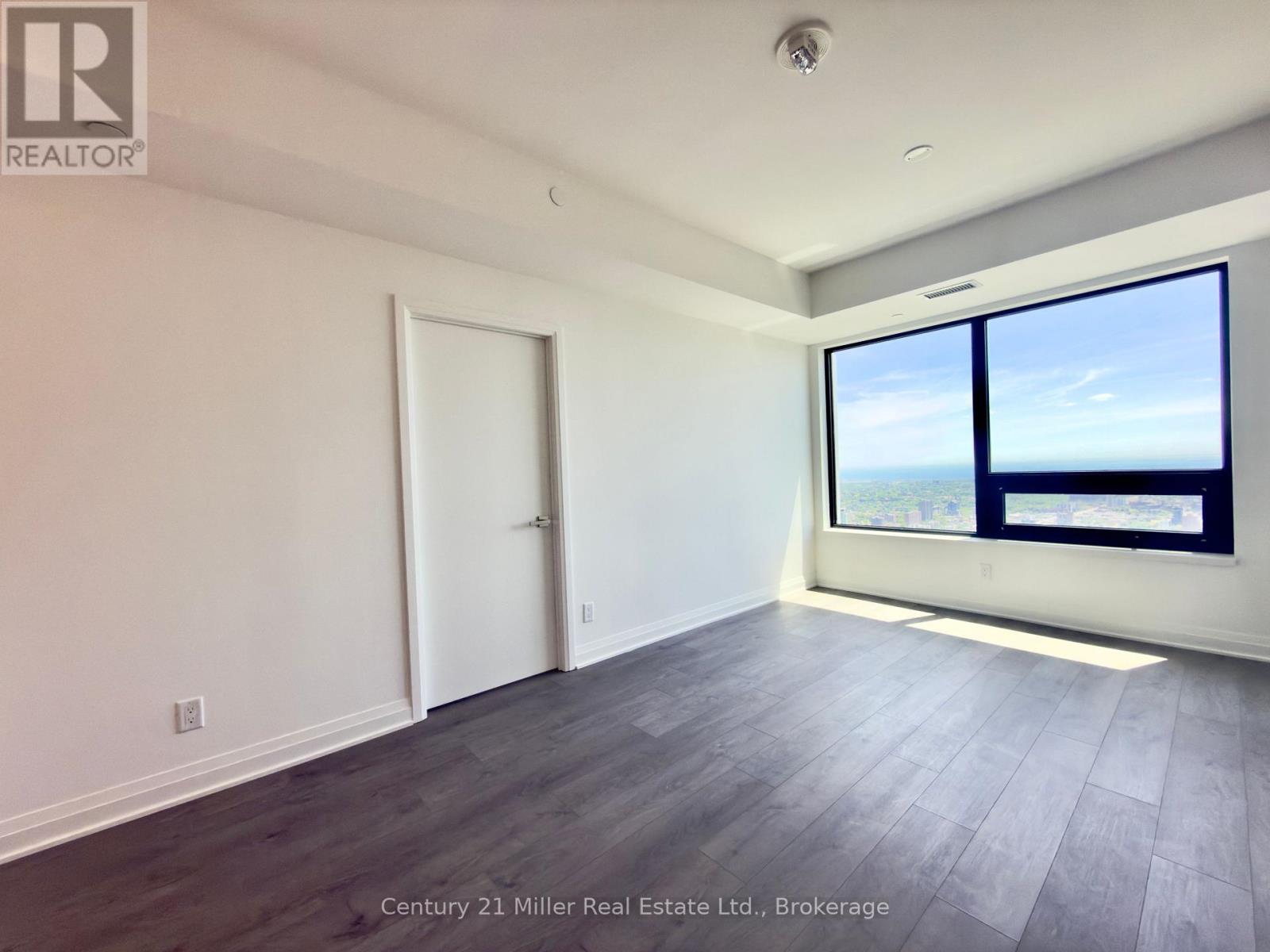 Unit - 5803 - 4015 The Exchange, Mississauga, Ontario  L5B 0N9 - Photo 8 - W13232064