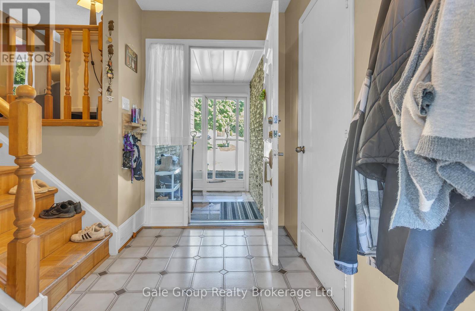 748 Boyle Drive, Woodstock, Ontario N4S 8L9 - Photo 4 - X13232132