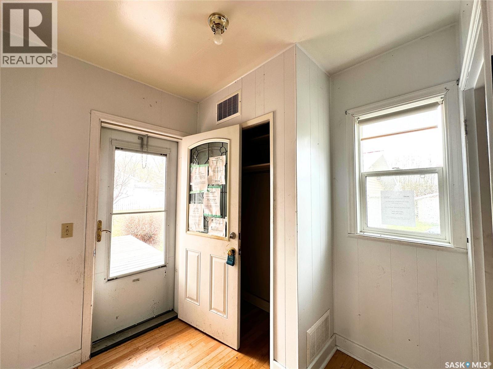404 Railway Avenue W, Blaine Lake, Saskatchewan  S0J 0J0 - Photo 11 - SK037854