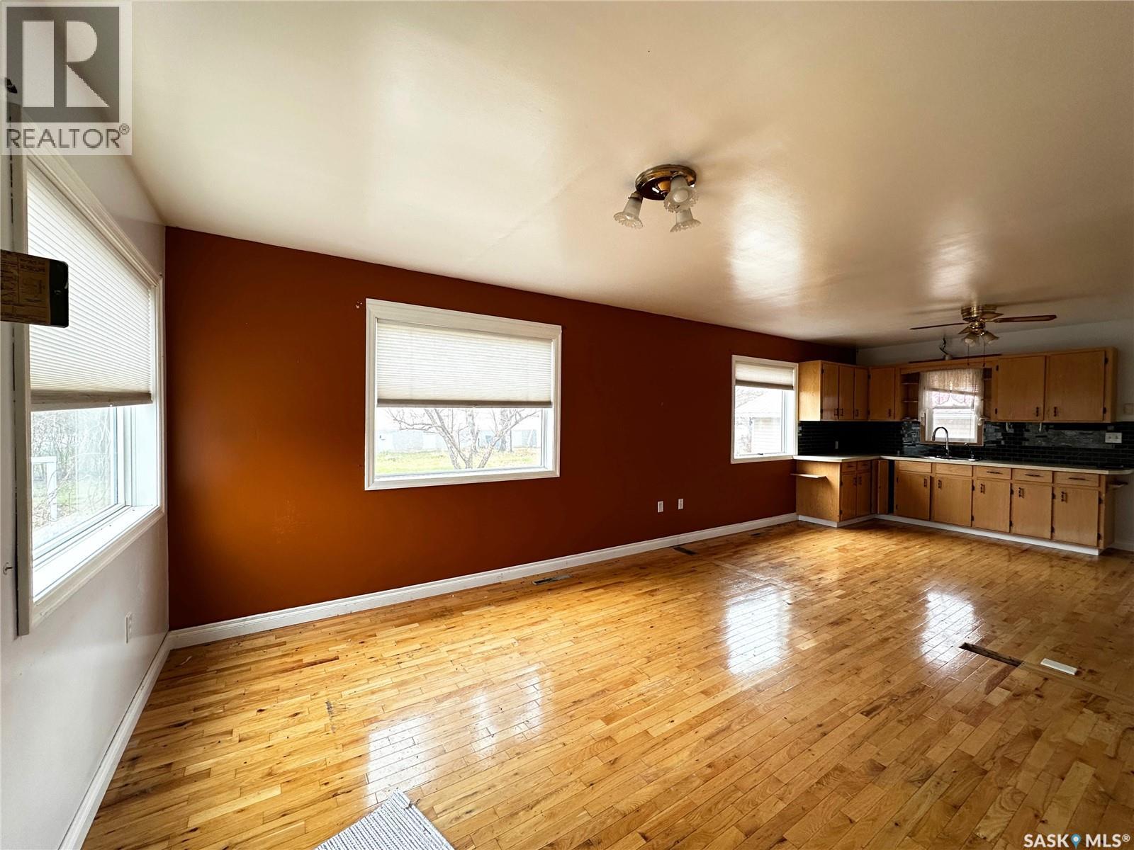 404 Railway Avenue W, Blaine Lake, Saskatchewan  S0J 0J0 - Photo 14 - SK037854