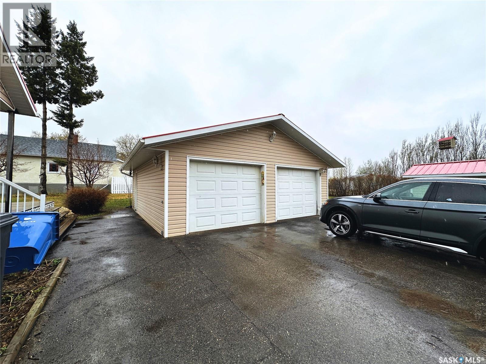 404 Railway Avenue W, Blaine Lake, Saskatchewan  S0J 0J0 - Photo 3 - SK037854