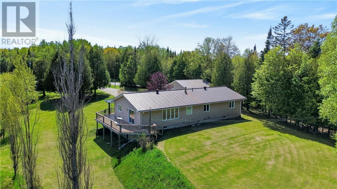 162 15th Sideroad E, Tehkummah, Ontario  P0P 2C0 - Photo 10 - 2128264