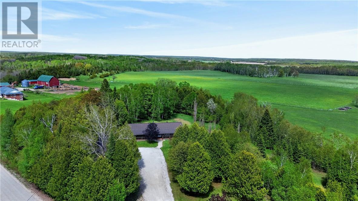 162 15th Sideroad E, Tehkummah, Ontario  P0P 2C0 - Photo 3 - 2128264