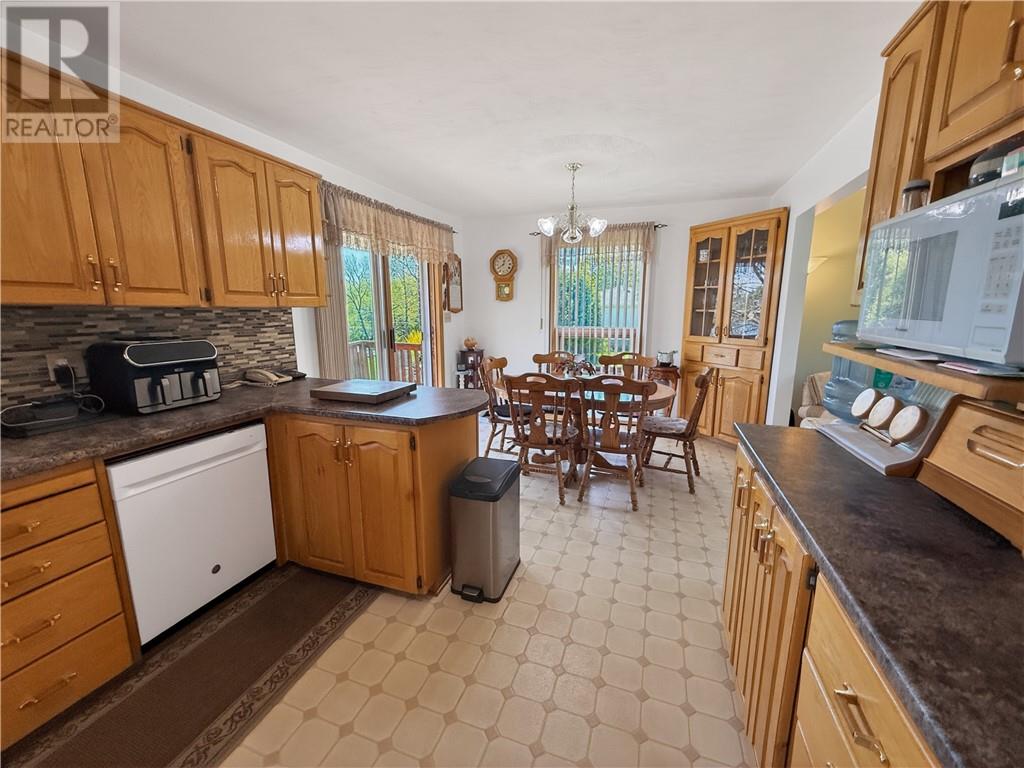44 North Oakcliff Drive, Manitoulin Island, Ontario  P0P 1S0 - Photo 13 - 2128262
