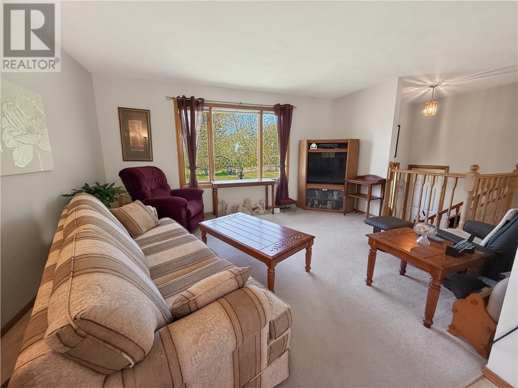 44 North Oakcliff Drive, Manitoulin Island, Ontario  P0P 1S0 - Photo 18 - 2128262