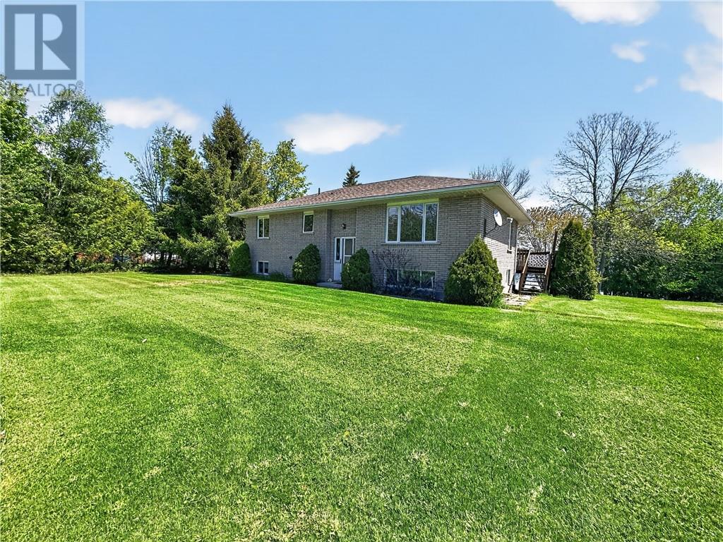 44 North Oakcliff Drive, Manitoulin Island, Ontario  P0P 1S0 - Photo 43 - 2128262