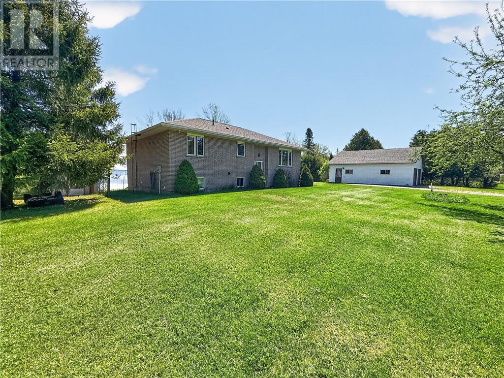 44 North Oakcliff Drive, Manitoulin Island, Ontario  P0P 1S0 - Photo 45 - 2128262