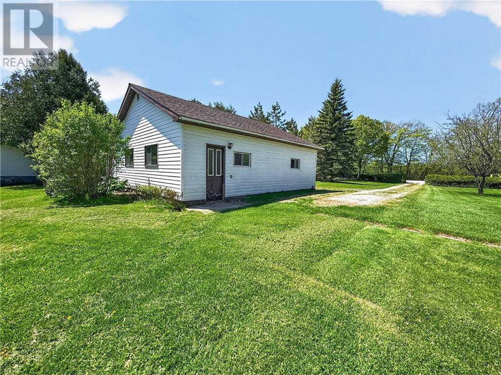 44 North Oakcliff Drive, Manitoulin Island, Ontario  P0P 1S0 - Photo 52 - 2128262