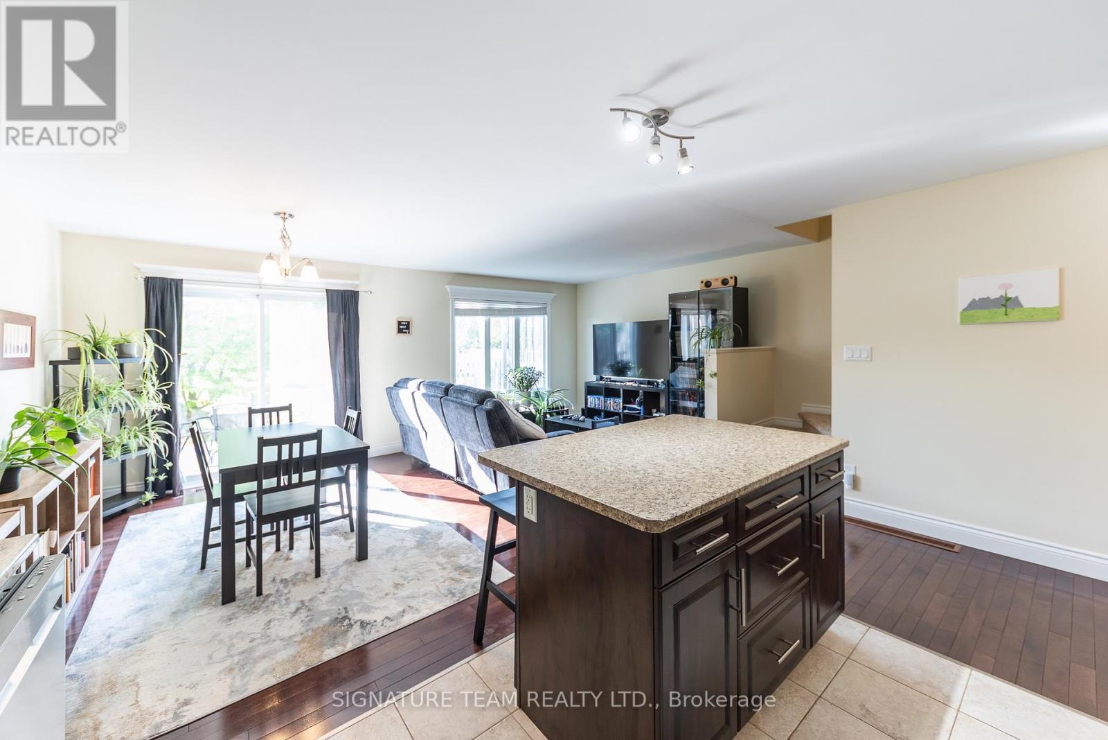 23 Winston Avenue, Petawawa, Ontario  K8H 0C1 - Photo 7 - X13232112