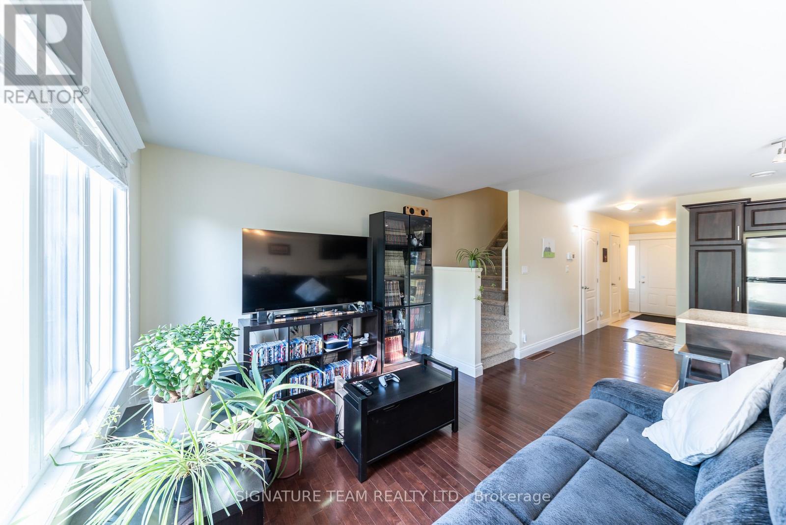 23 Winston Avenue, Petawawa, Ontario  K8H 0C1 - Photo 9 - X13232112