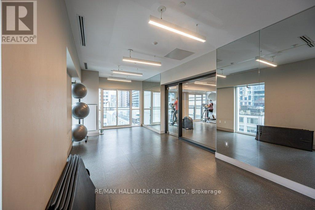 1006 - 99 John Street, Toronto, Ontario  M5V 0S6 - Photo 21 - C13220836