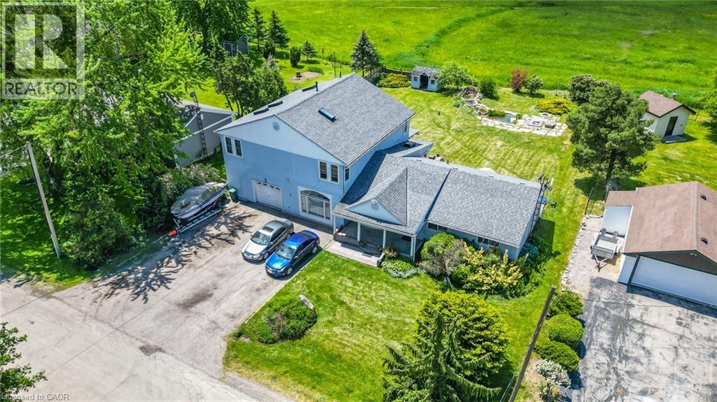 5 MAZZA Avenue, Dundas, Ontario