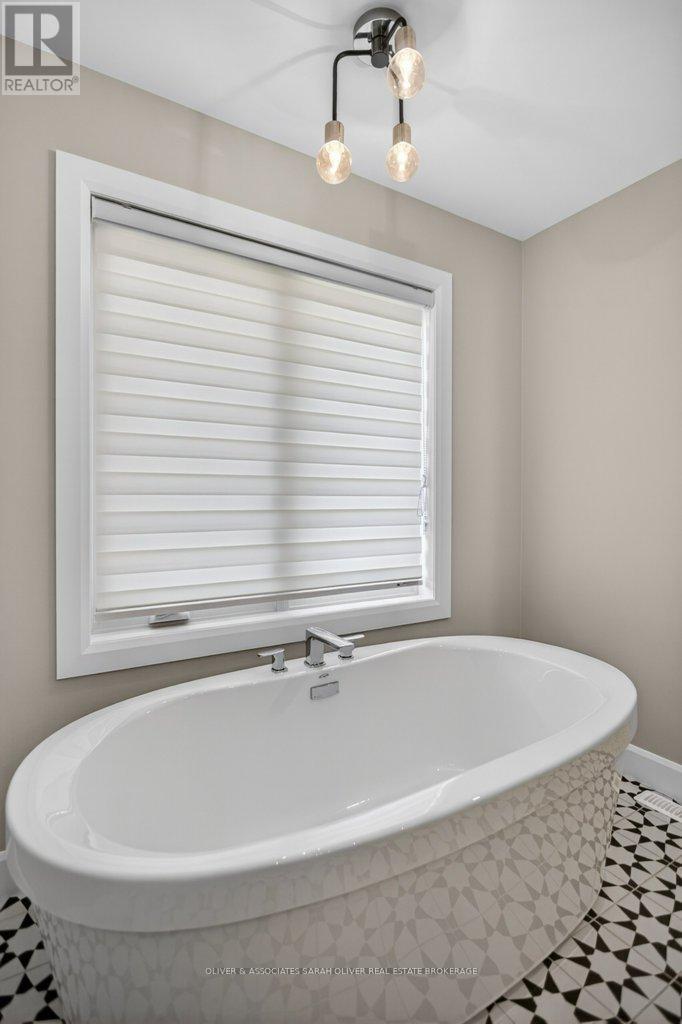 2120 Linkway Boulevard, London South (South A), Ontario  N6K 0K8 - Photo 13 - X13232148