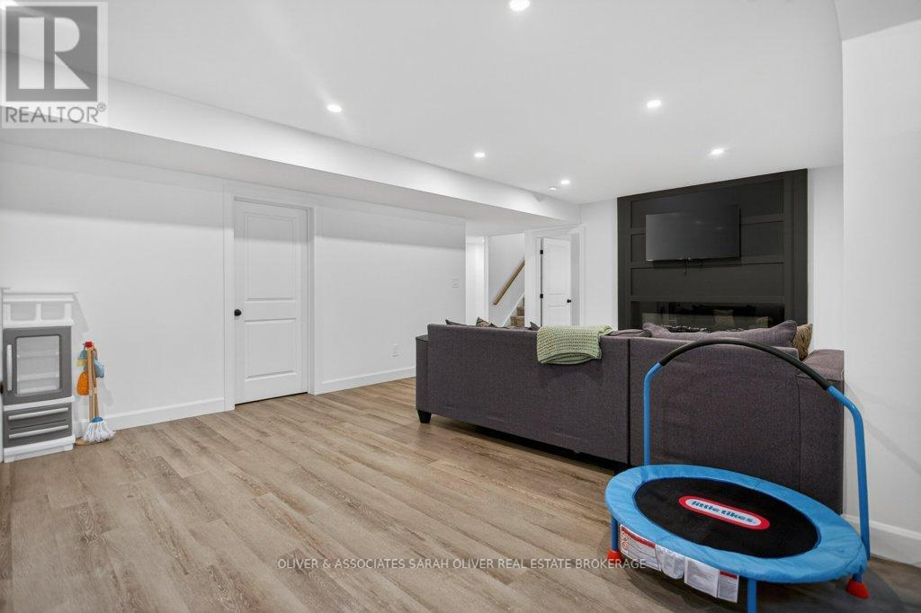 2120 Linkway Boulevard, London South (South A), Ontario  N6K 0K8 - Photo 18 - X13232148