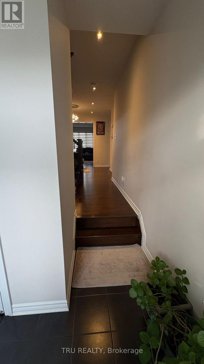 309 Everglade Way, Ottawa, Ontario  K2M 0K8 - Photo 5 - X13232184