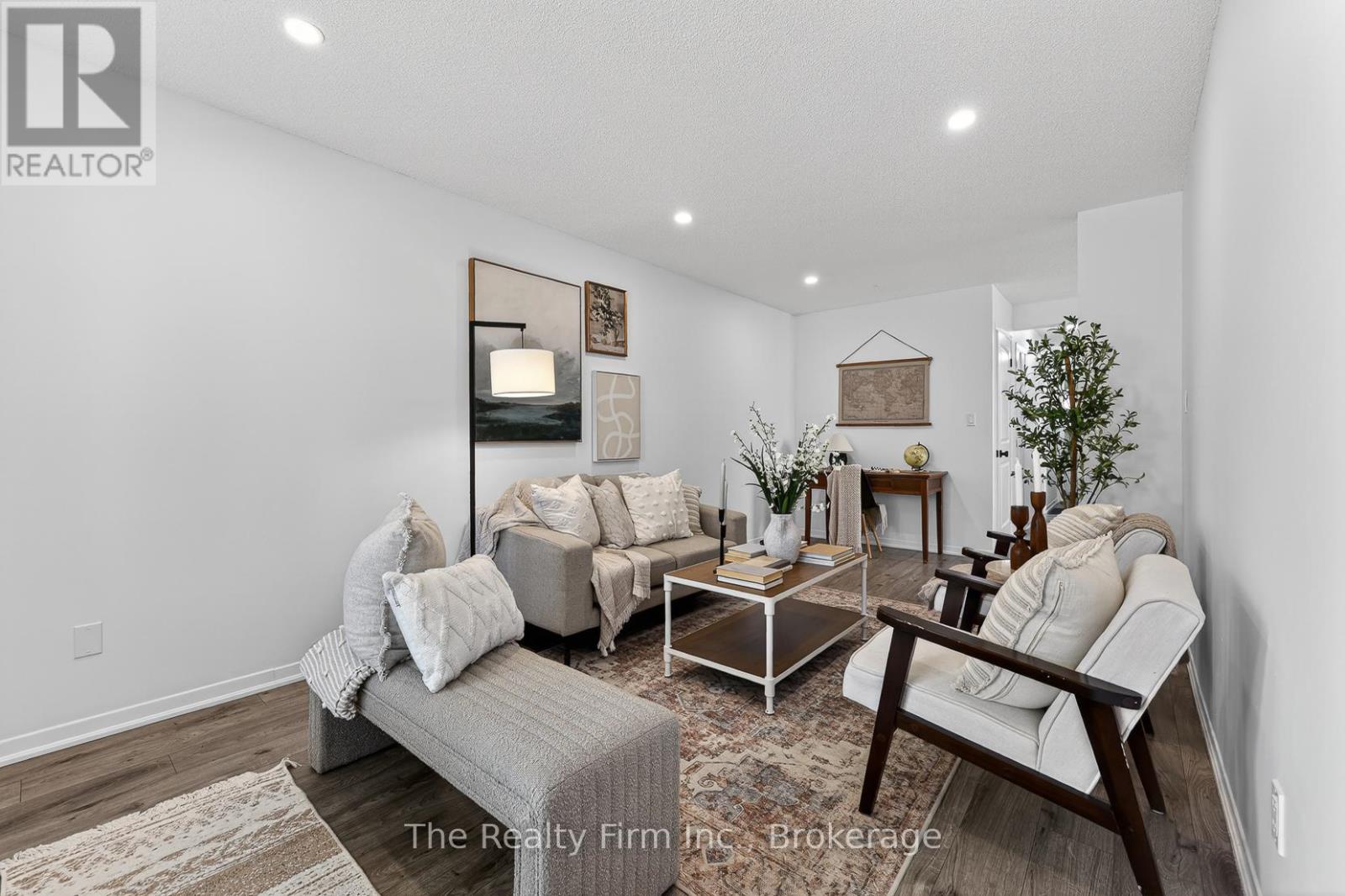 48 Naskapi Street, Woodstock, Ontario N4T 1G6 - Photo 4 - X13232170