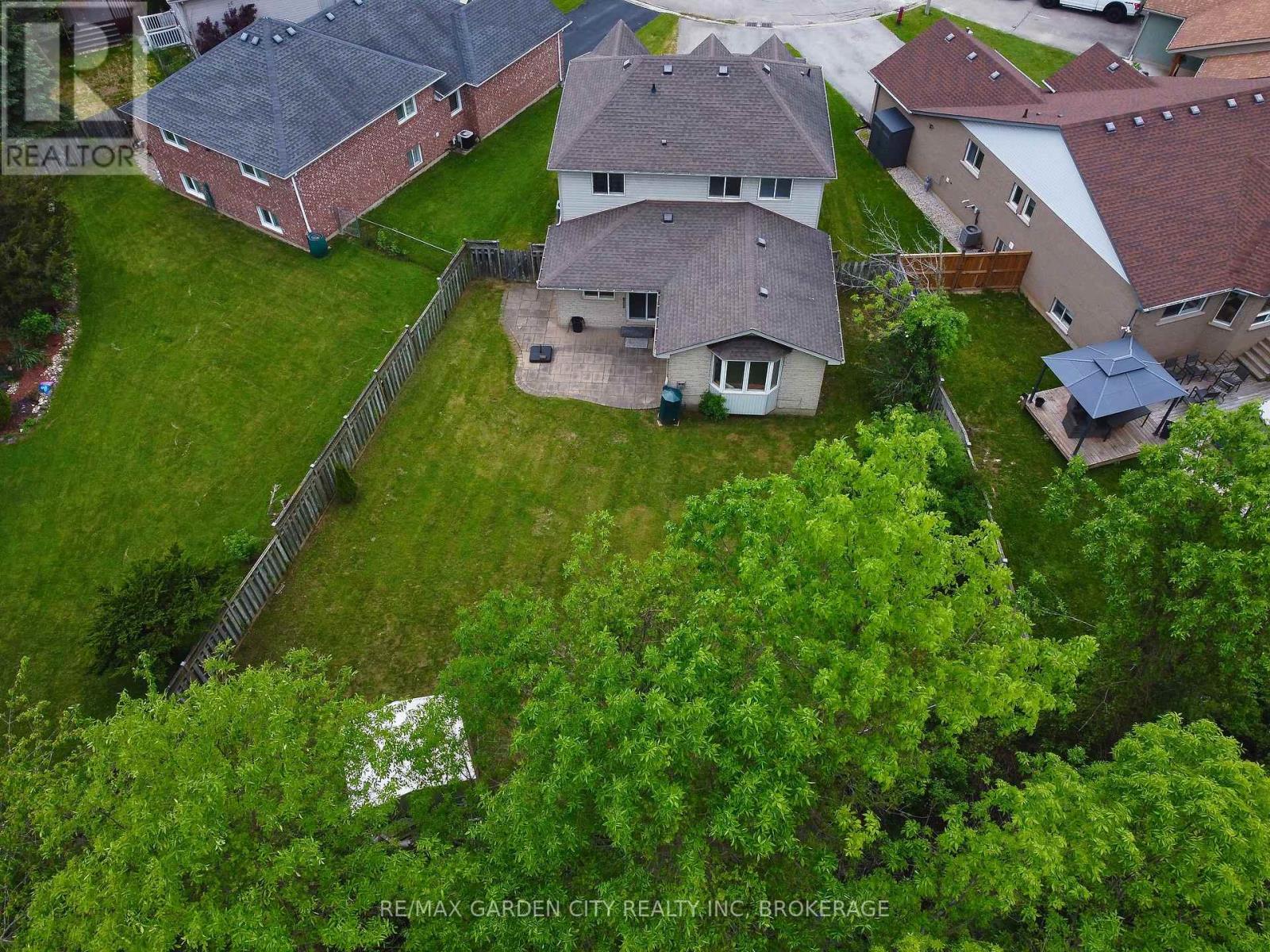 75 Jackson Court E, Welland, Ontario  L3C 7G4 - Photo 35 - X13232144