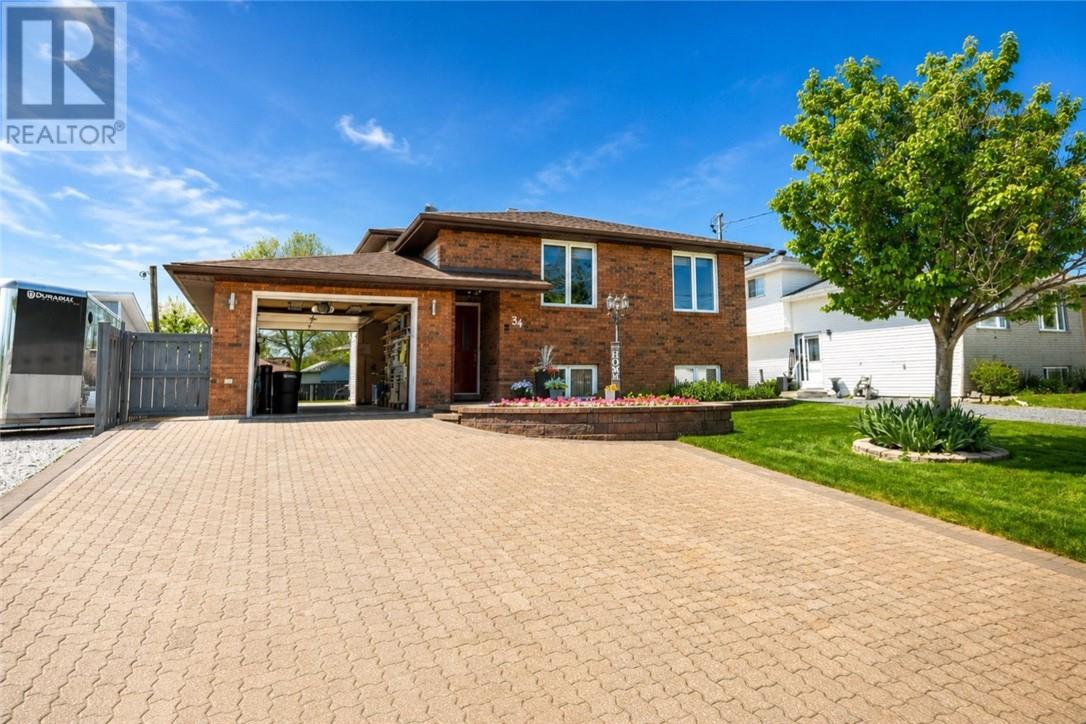 34 Jolette Avenue, Azilda, Ontario  P0M 1B0 - Photo 2 - 2128253