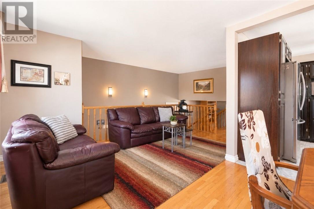 34 Jolette Avenue, Azilda, Ontario  P0M 1B0 - Photo 16 - 2128253