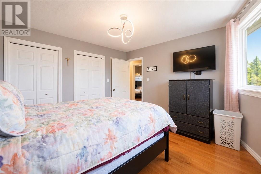 34 Jolette Avenue, Azilda, Ontario  P0M 1B0 - Photo 27 - 2128253