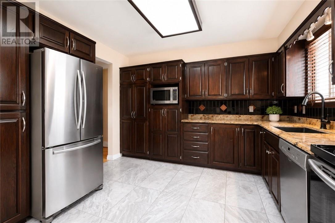 34 Jolette Avenue, Azilda, Ontario  P0M 1B0 - Photo 22 - 2128253