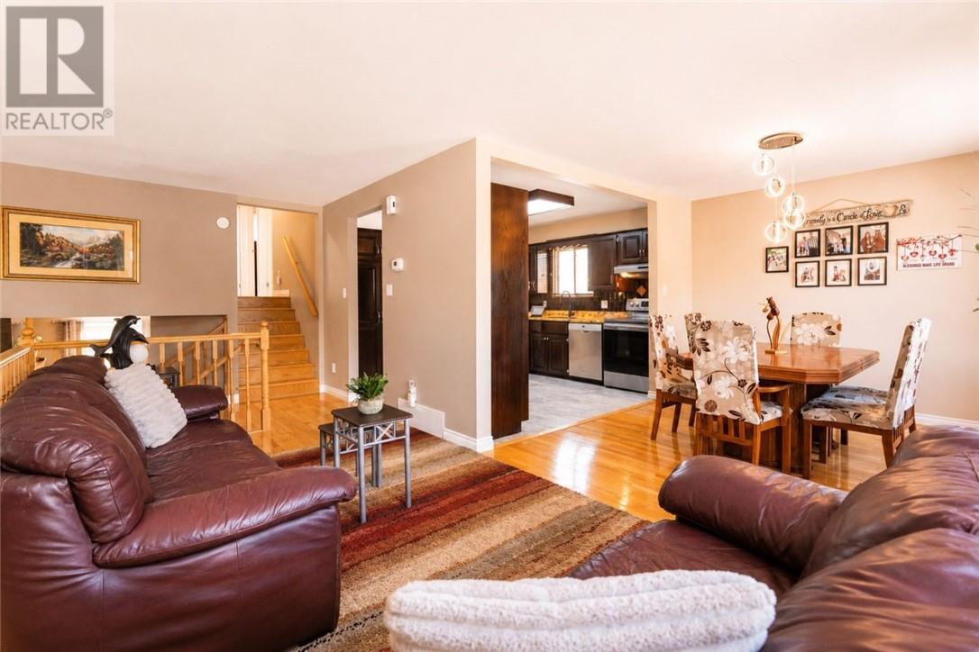 34 Jolette Avenue, Azilda, Ontario  P0M 1B0 - Photo 17 - 2128253