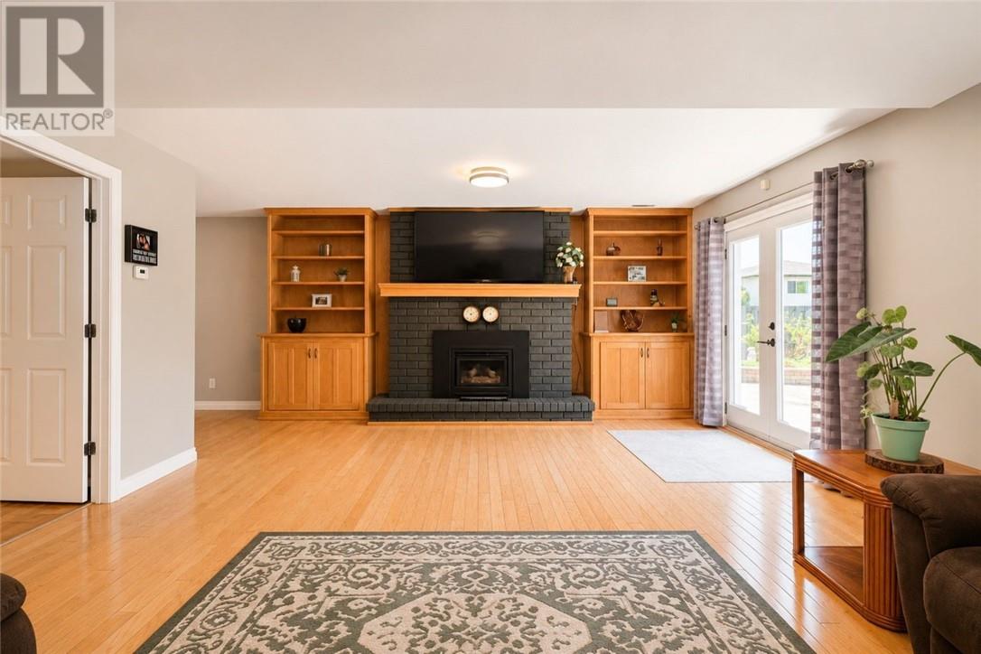 34 Jolette Avenue, Azilda, Ontario  P0M 1B0 - Photo 8 - 2128253