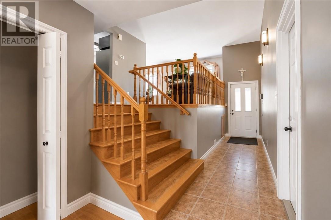 34 Jolette Avenue, Azilda, Ontario  P0M 1B0 - Photo 7 - 2128253