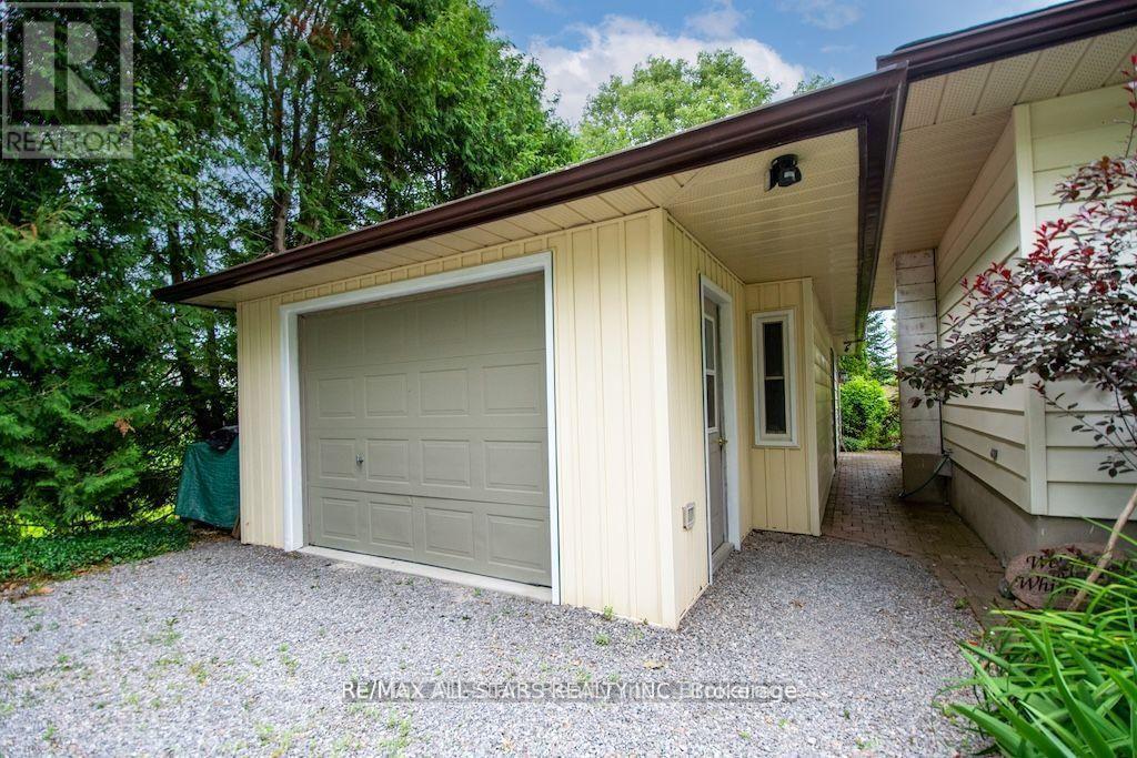 690 Post Road, Kawartha Lakes, Ontario  K0L 2X0 - Photo 3 - X13232176